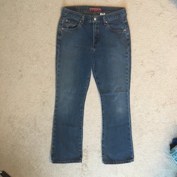 Levi's 515 Nouveau Boot Cut Low Rise Jean - Picture 3 of 8
